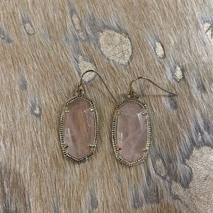 Kendra Scott Dani earrings in pink
